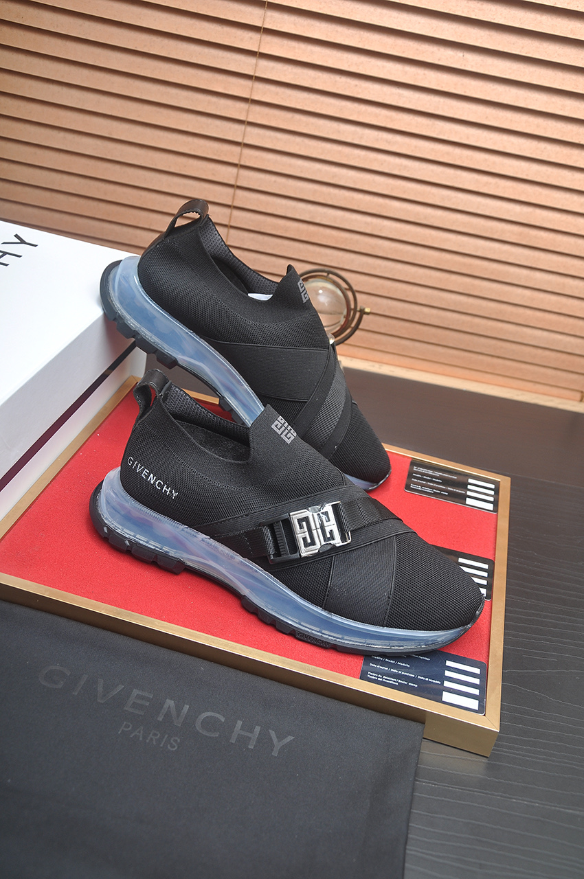 Givenchy Luxury Imported Fabric Sneakers with Comfortable Rubber Sole 7 i1744397638883 3716 0 5