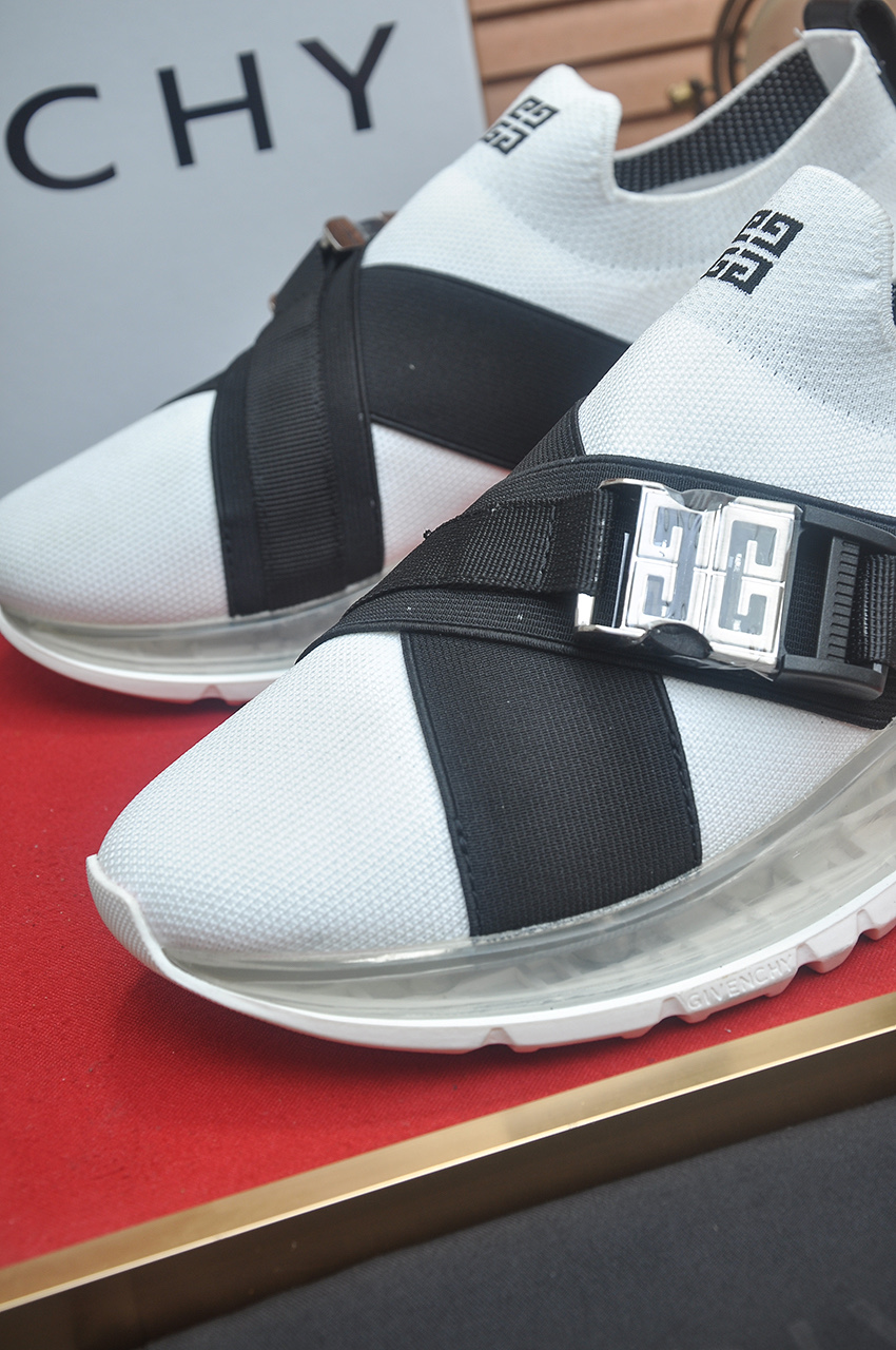 Givenchy Luxury Sneakers, Italian Print Fabrics - Breathable and Comfortable 9 i1744397675947 5198 0 7