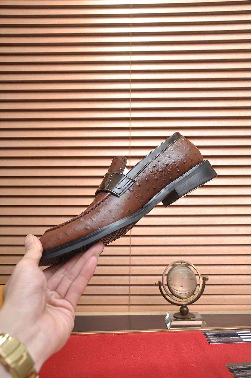 Louis Vuitton Leather Business Loafers, Italian Leather, Rubber Sole 6 i1744571483145 5070 0 4