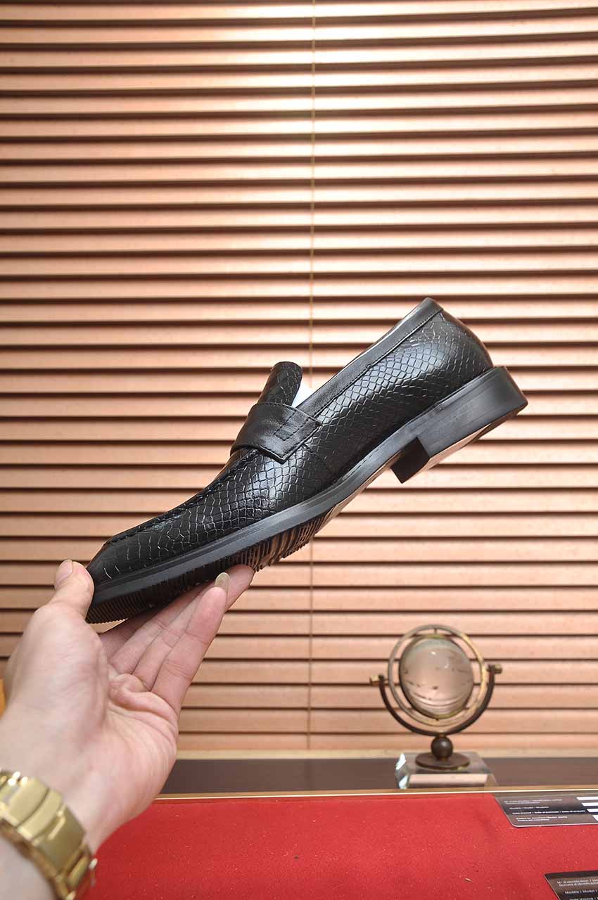 Louis Vuitton Leather Business Loafers, Italian Leather, Rubber Sole 6 i1744571511368 3693 0 4