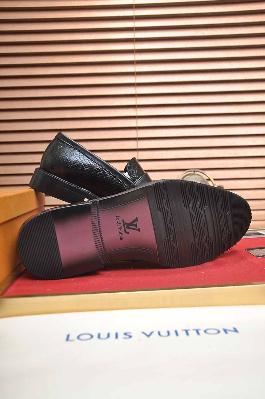 Louis Vuitton Leather Business Loafers, Italian Leather, Rubber Sole 8 i1744571511368 8355 0 6