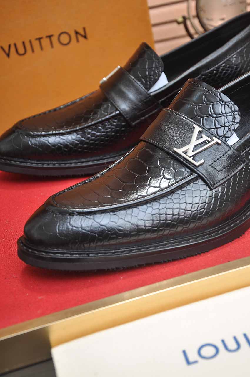 Louis Vuitton Leather Business Loafers, Italian Leather, Rubber Sole 9 i1744571511747 3537 0 7