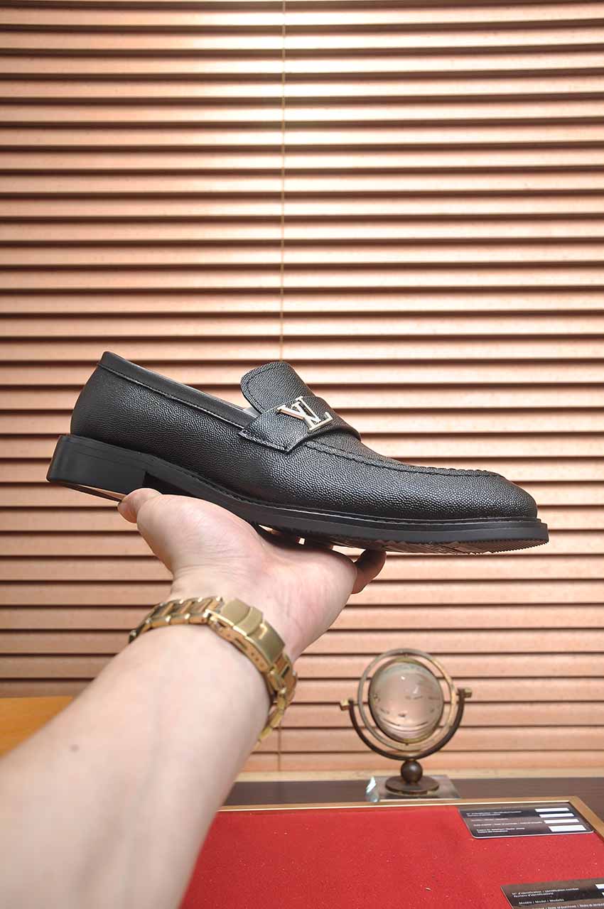 Louis Vuitton Leather Business Loafers: Stylish, High-End Comfort 5 i1744571537406 6164 0 3