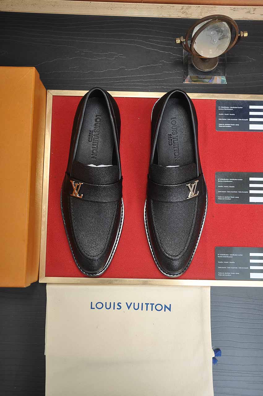 Louis Vuitton Leather Business Loafers: Stylish, High-End Comfort 2 i1744571537850 2835 0 0