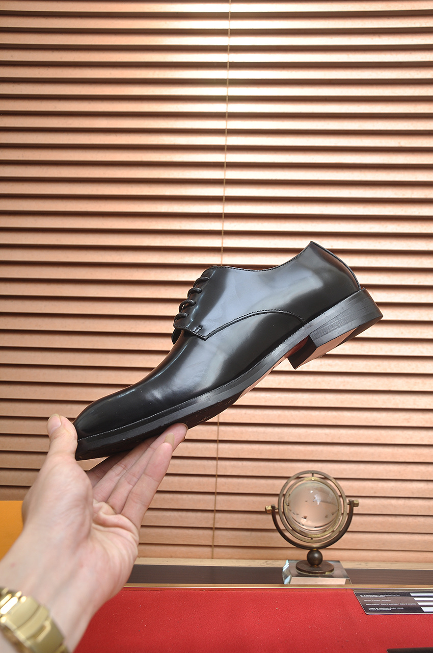 Louis Vuitton Leather Business Oxford Shoes, Italian Leather, Rubber Sole 6 i1744739147481 2424 0 4