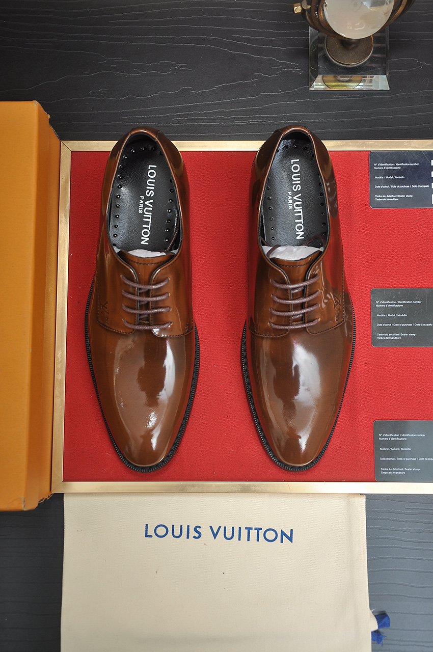 Louis Vuitton Leather Oxford Dress Shoes - Classic Style and Comfort 1 Louis Vuitton Leather Oxford Dress Shoes - Classic Style and Comfort