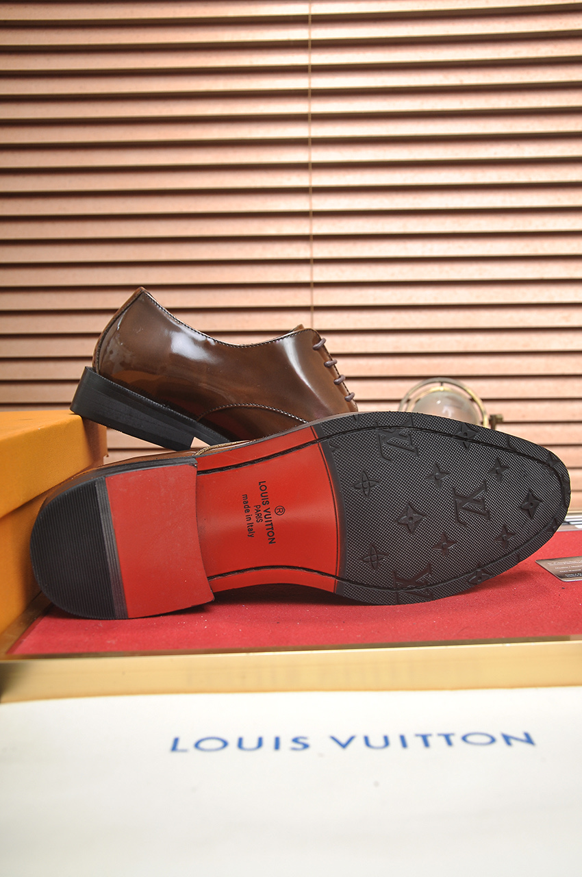 Louis Vuitton Leather Oxford Dress Shoes - Classic Style and Comfort 8 i1744739149255 2499 0 6