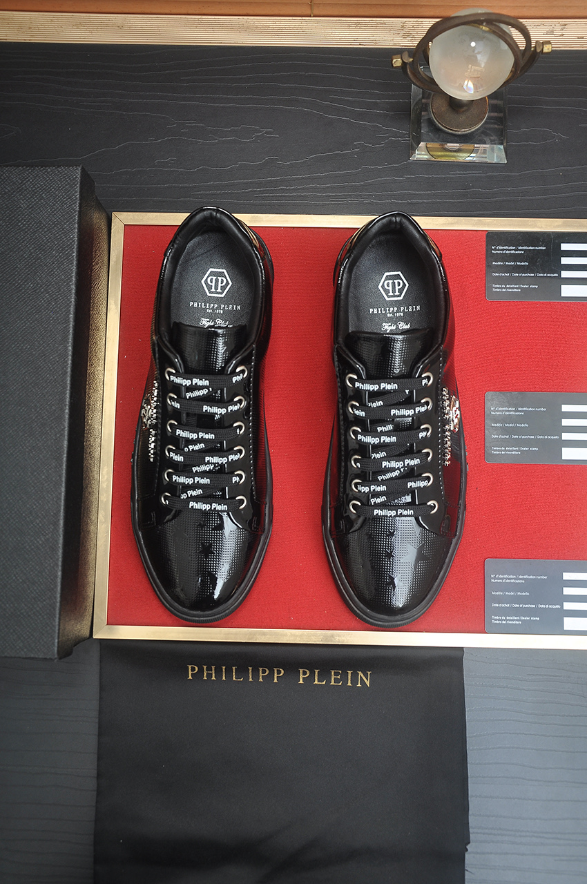 Philipp Plein Black Leather Trainers for Men, Stylish and Comfortable 2 i1744910185413 6561 0 0