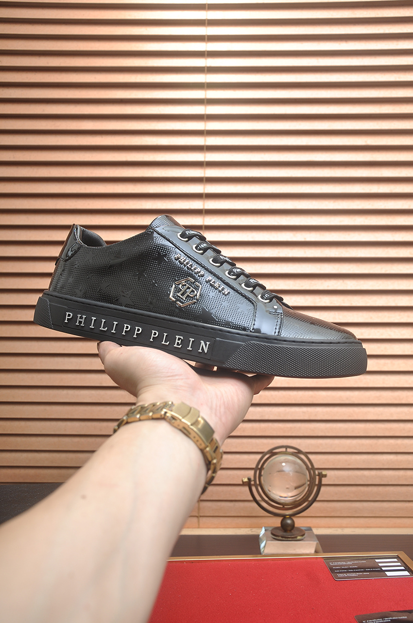 Philipp Plein Black Leather Trainers for Men, Stylish and Comfortable 5 i1744910186663 9374 0 3