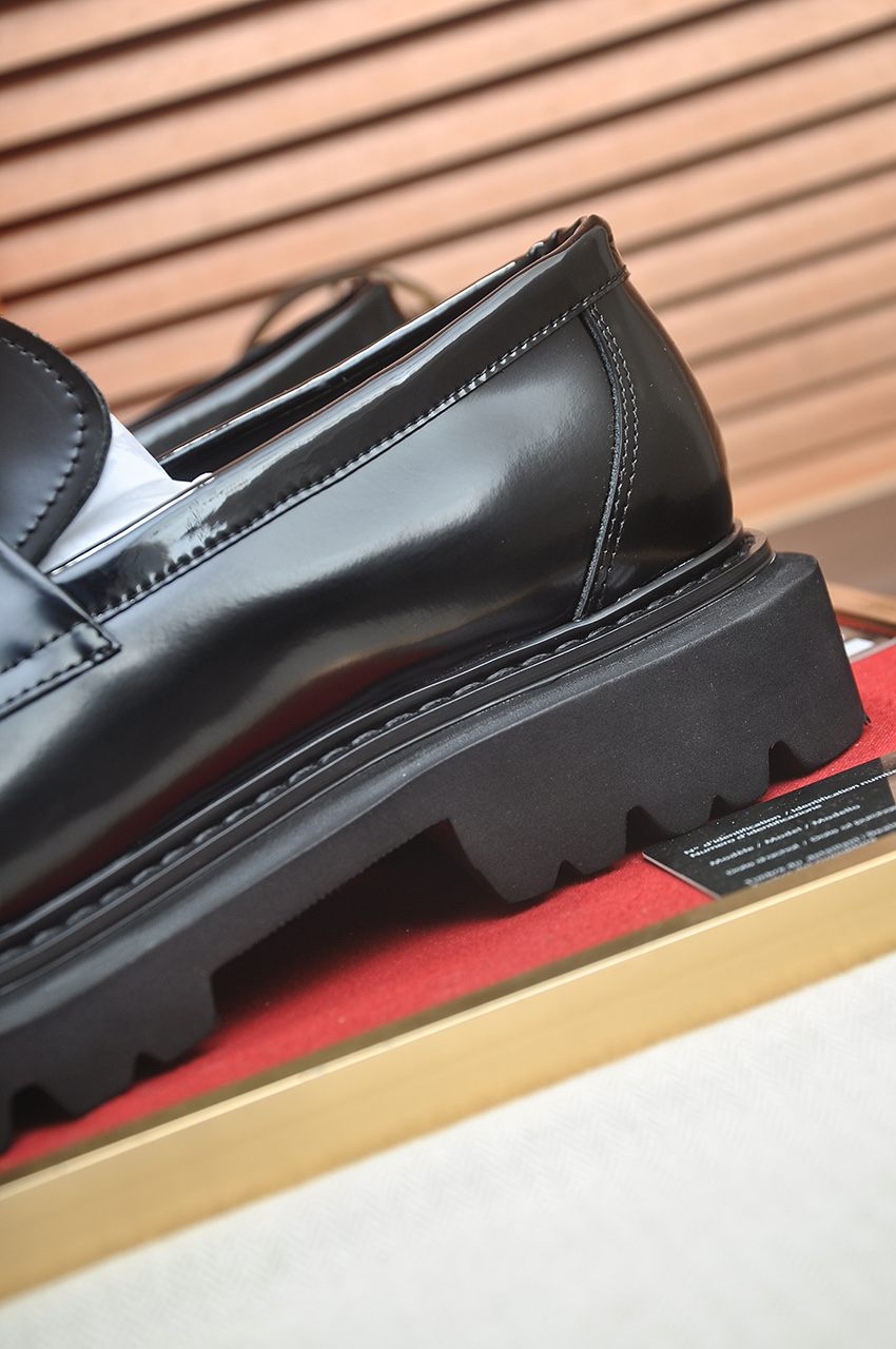 Hermès Men's Classic Leather Loafers | Premium Quality & Comfort Shoes 10 i1746465161406 8116 0 8