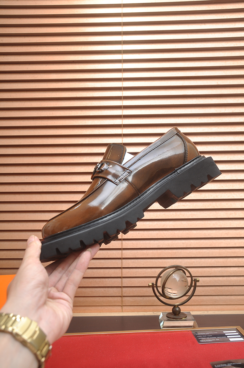 Hermes Men's Classic Leather Loafers with Durable Rubber Sole - Premium Quality 6 i1746465174071 6747 0 4