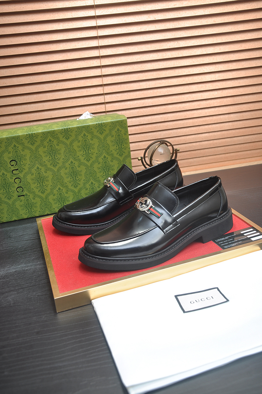 Gucci Men's Leather Loafers - Luxurious Italian Style & Comfort 4 i1746465217898 3791 0 2