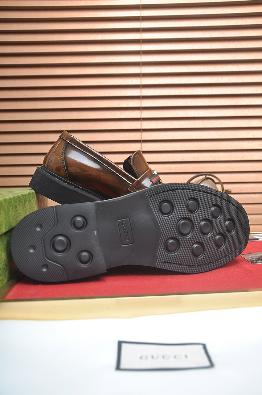 Gucci Men's Leather Loafers with Enamel Double G - Brown 8 i1746465228255 8271 0 6