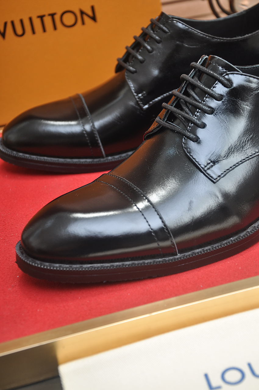 Louis Vuitton Leather Dress Shoes - Black, Italian Leather, Rubber Sole 9 i1746465336873 4663 0 7