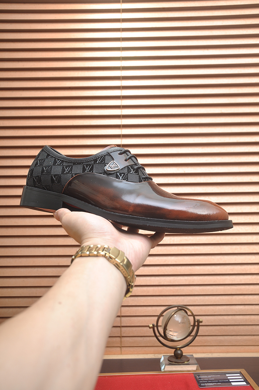 Louis Vuitton Leather Dress Shoes, Italian Leather Lace-Up Business Shoes 5 i1746465374376 953 0 3