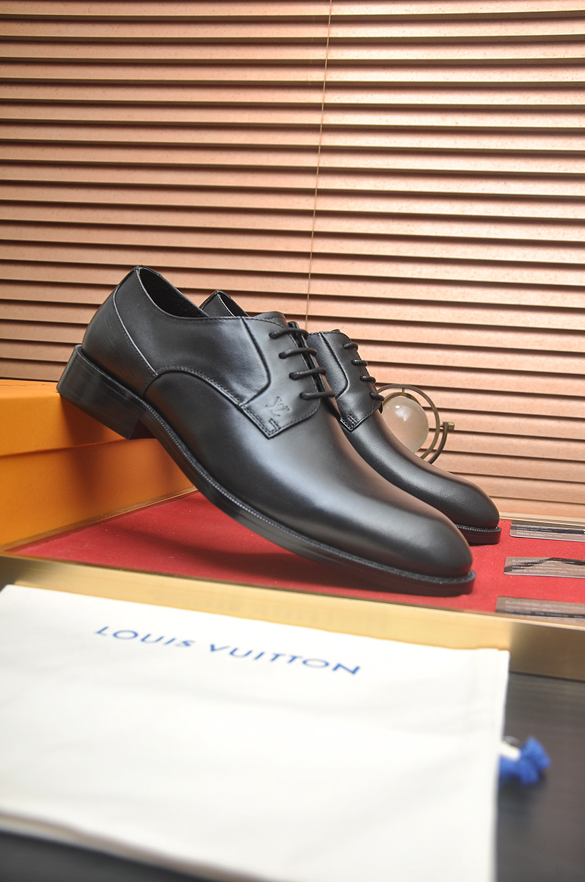 Louis Vuitton Leather Oxford Dress Shoes - Premium Quality, Stylish Comfort 3 i1746465440639 6116 0 1