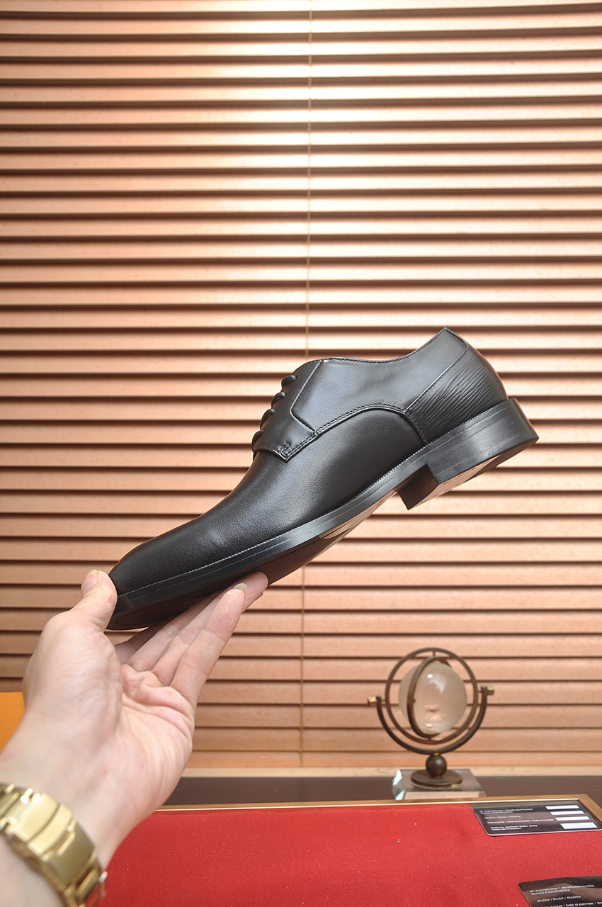 Louis Vuitton Leather Oxford Dress Shoes - Premium Quality, Stylish Comfort 6 i1746465441496 5252 0 4