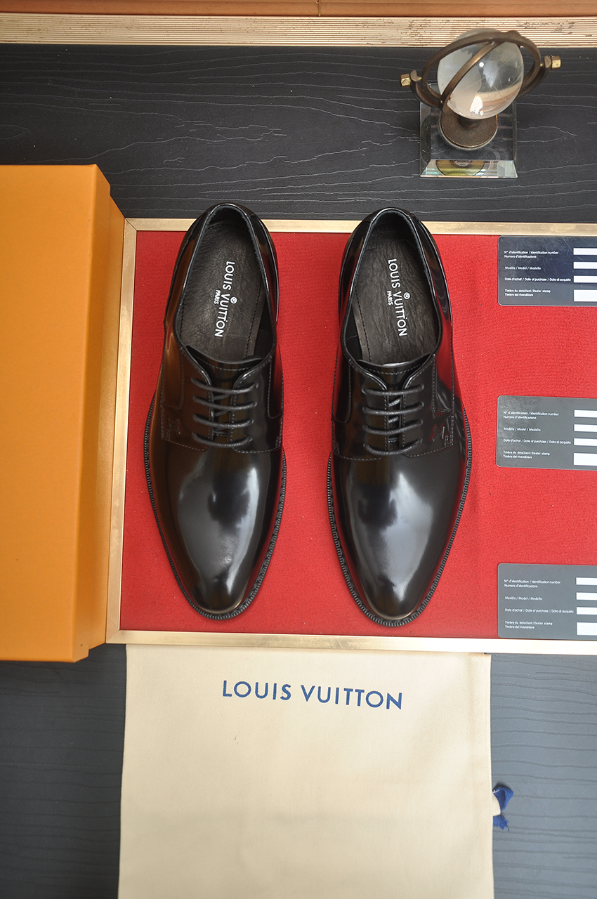 Louis Vuitton Leather Oxford Dress Shoes - Business Style, High-end Quality 1 Louis Vuitton Leather Oxford Dress Shoes - Business Style, High-end Quality