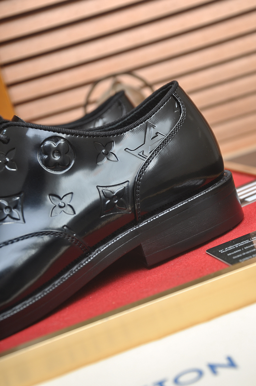 Louis Vuitton Leather Dress Shoes - Italian Leather, Rubber Sole, Timeless Style 10 i1746465494145 9988 0 8