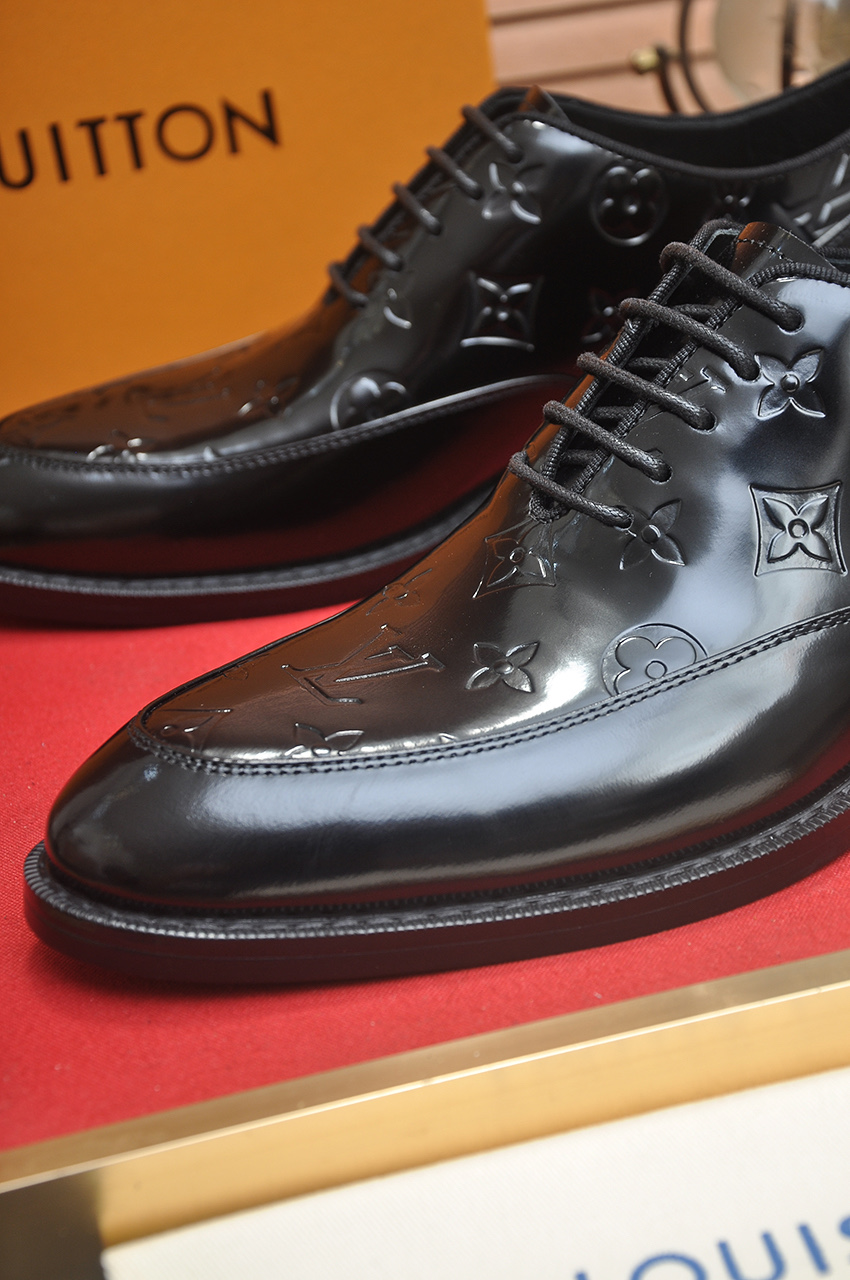Louis Vuitton Leather Dress Shoes - Italian Leather, Rubber Sole, Timeless Style 9 i1746465494174 1232 0 7