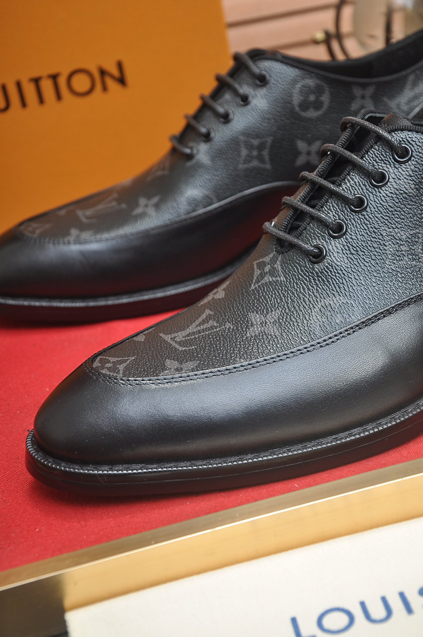 Louis Vuitton Leather Business Dress Shoes - Italian Imported Leather 9 i1746465559852 551 0 7