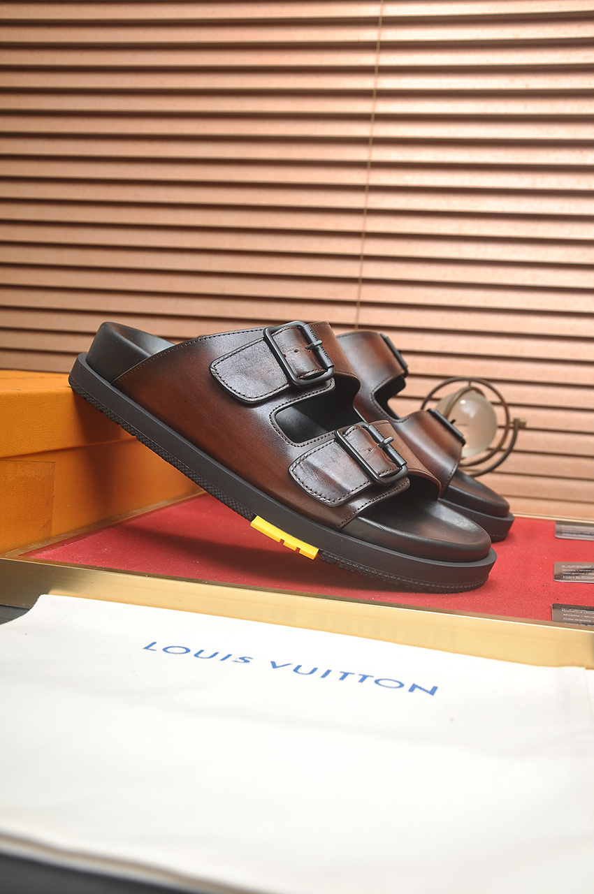 Louis Vuitton Men's Leather Sandals | Fashionable Summer Slides 3 i1746725292173 1543 0 1