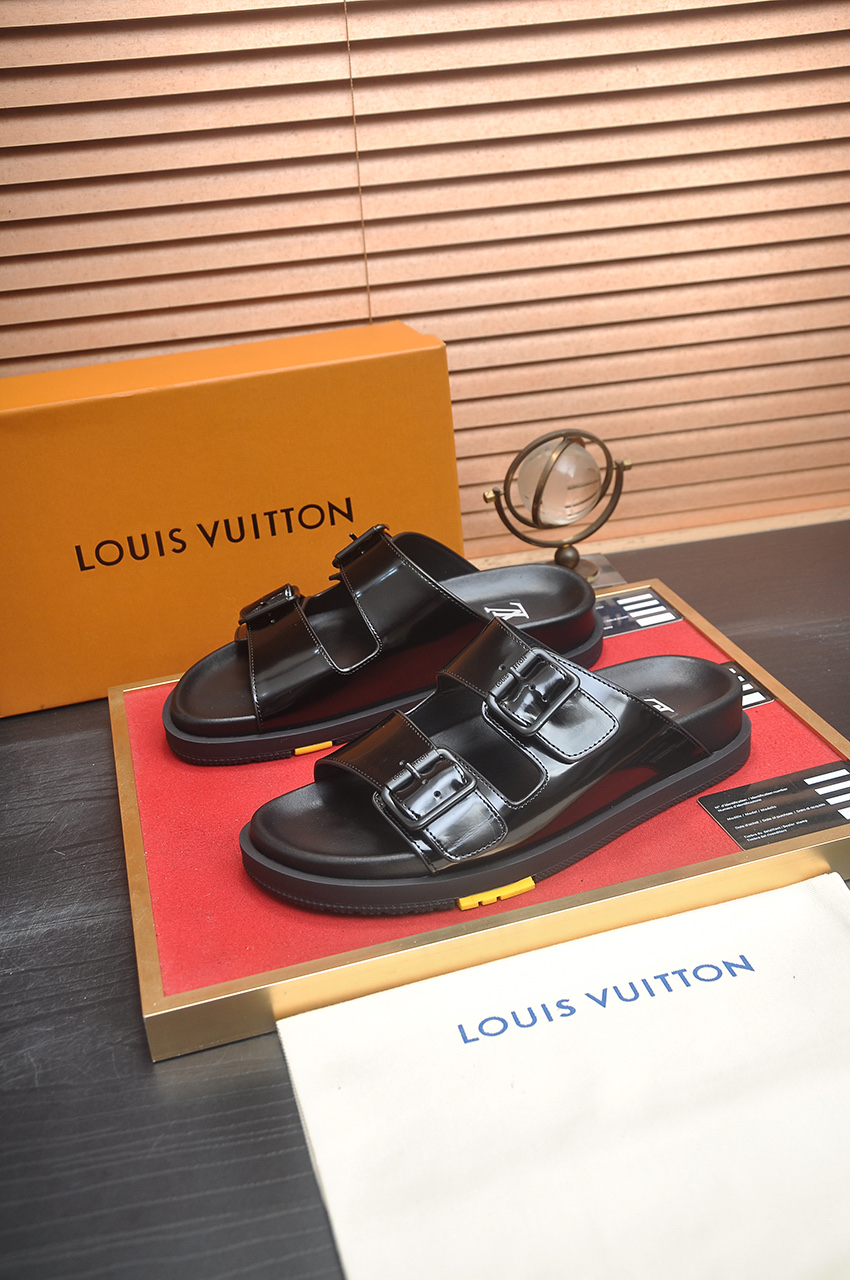 Louis Vuitton Men's Leather Sandals | Fashionable Summer Essential 4 i1746725335446 200 0 2