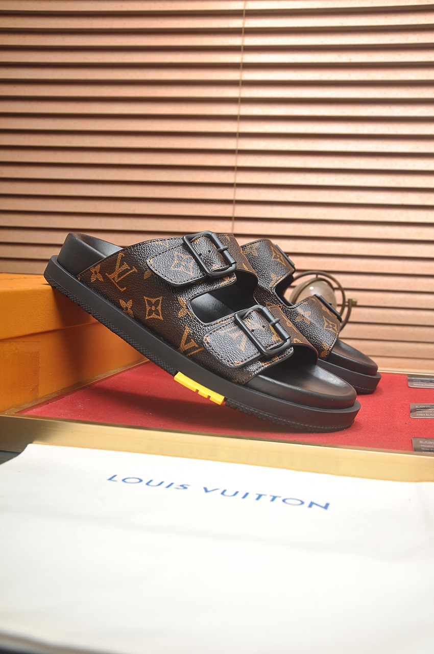 Louis Vuitton Men's Monogram Leather Sandals Slides, Summer Style 3 i1746725437384 5249 0 1