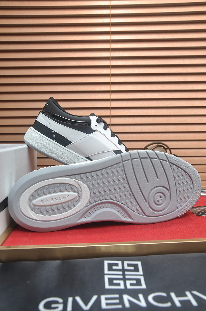 Givenchy Men's Black & White Low-Top Sneakers, Sizes 38-44. Luxurious Imported. 8 i1746983157085 6690 0 6