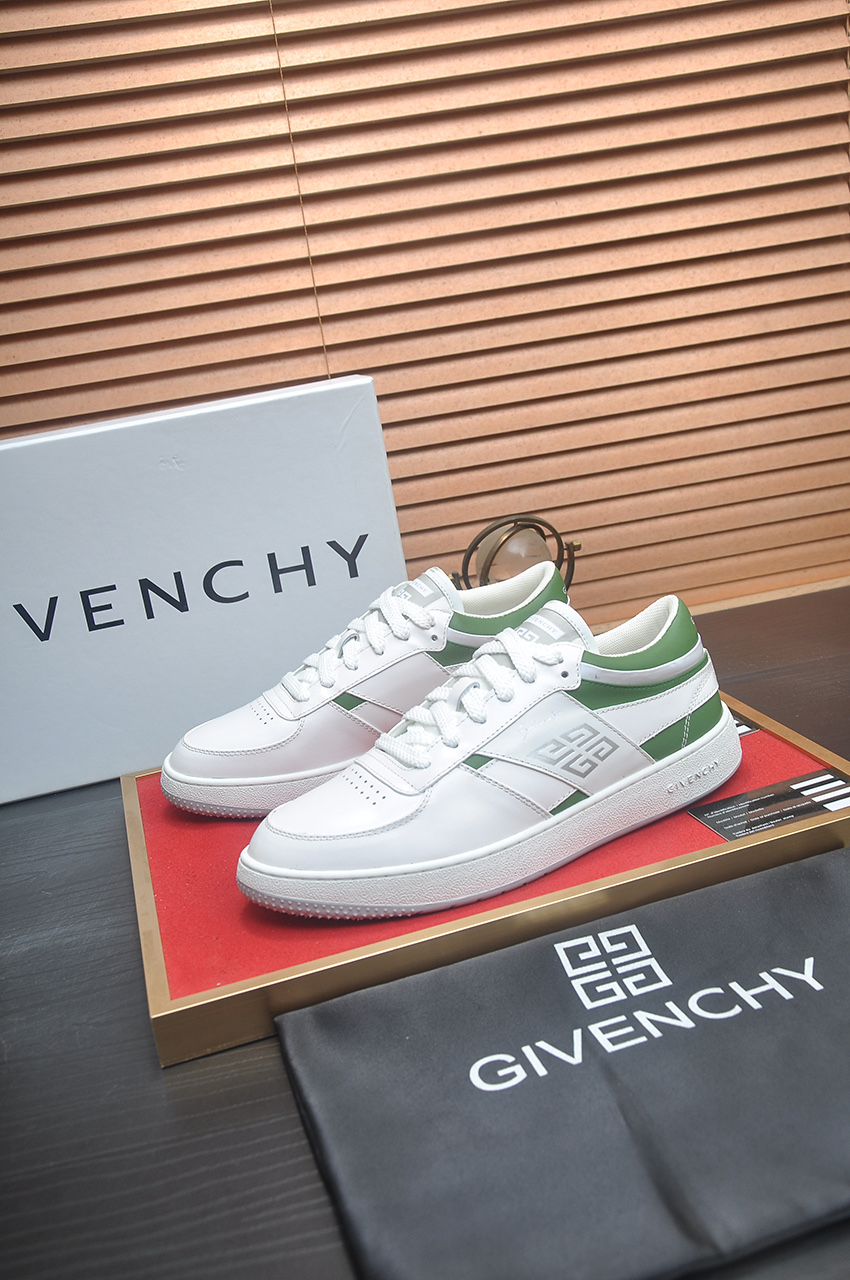 Givenchy Men's City Sport Sneaker in Leather with Green Accents, Sizes 38-44 5 i1746983204399 8740 0 3