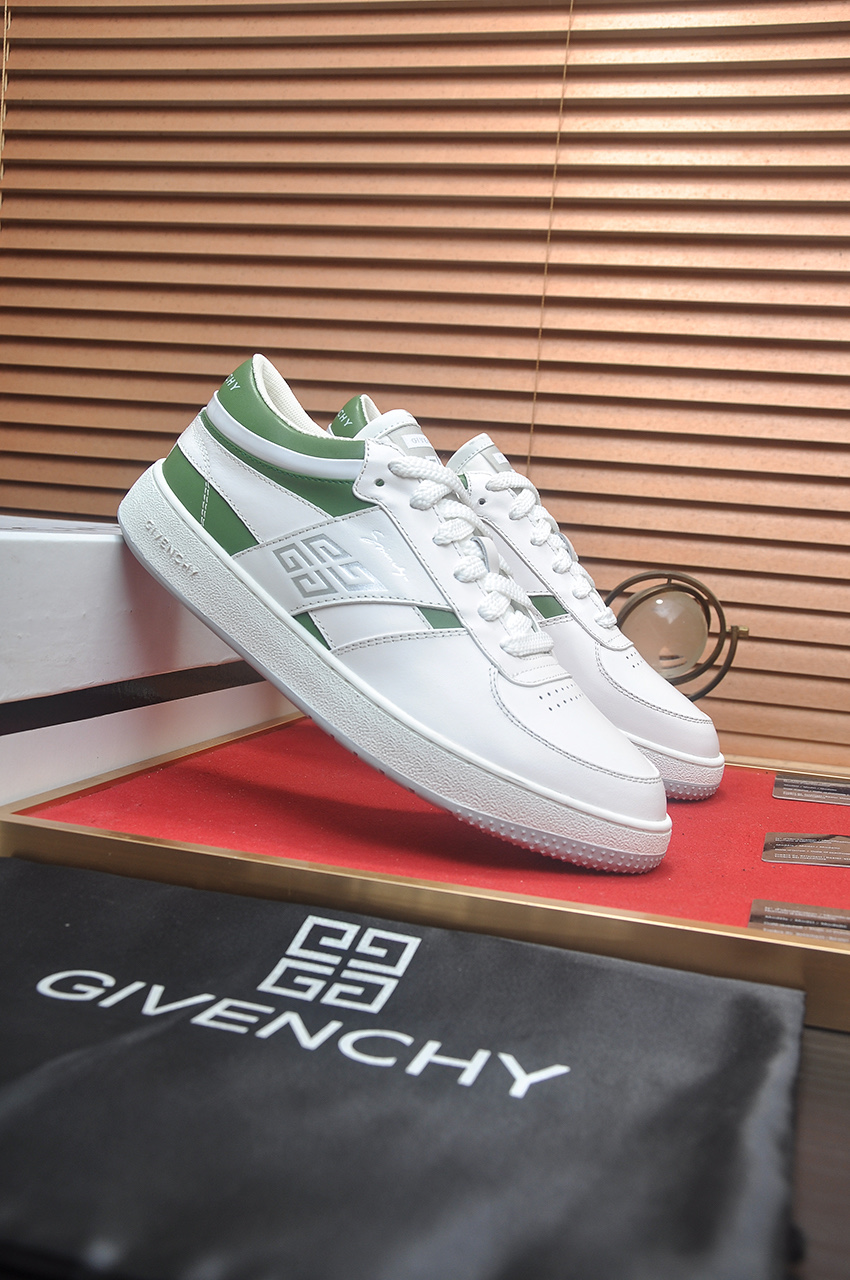 Givenchy Men's City Sport Sneaker in Leather with Green Accents, Sizes 38-44 4 i1746983205301 4055 0 2