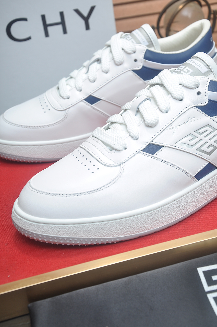 Givenchy Men's White & Blue Leather Sneakers Designer Athletic Shoes 9 i1746983239940 3205 0 7