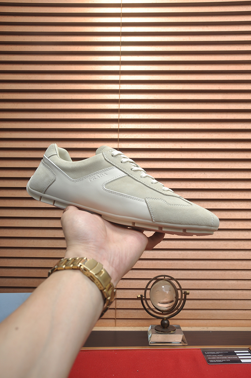 NO:350073,【PRADA】Couple casual shoes, original 1 to 1 developed, high-quality mercerated beef tiles with imported cowhide, silk sheepskin inner lining, rubber sole, comfortable and soft on the upper foot, sizes for women 35 to 41. Male 38 to 24, prada, cowhide, sheepskin19860909【PRADA】情侣休闲鞋,原版1比1开发,面料高丝光牛猄配进口牛皮,内里丝绸羊皮,大底橡胶,上脚舒适柔软,码数女35至41.男38至24,,prada,cowhide,sheepskin,Men's shoes