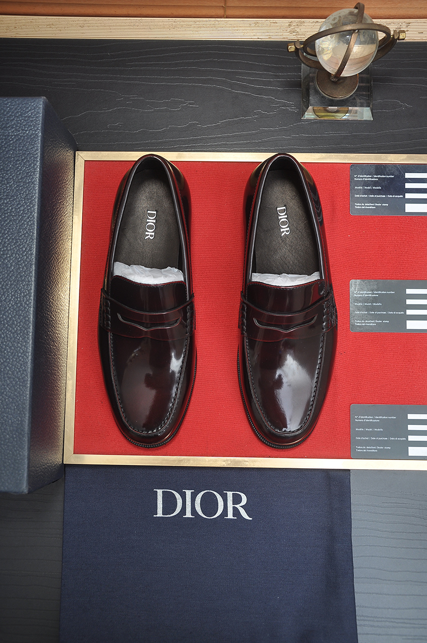 NO:347205,【Dior】(water dyed cowhide inner li) Dior original 1:1 high quality, imported original materials, imported original cowhide, water dyed cowhide inner li, original TPU base, code number: 39-44 (45 customization),,dior,dior,cowhide19860909【Dior】（水染牛皮内里）迪奥原版1:1高品质,进口原版料,进口版原牛皮,水染牛皮内里,原版TPU大底,码数:39-44(45定制),,dior,dior,cowhide,Men's shoes