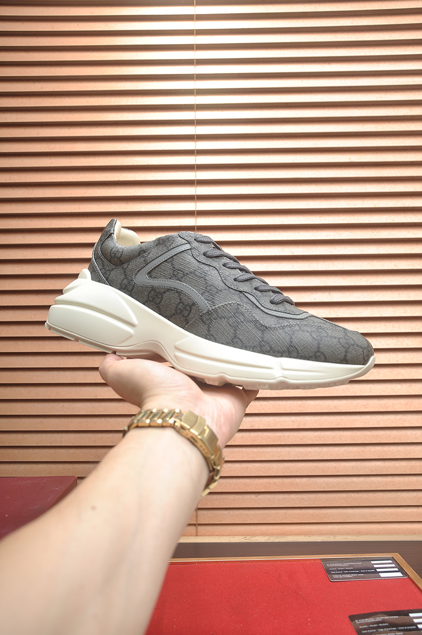 NO:350357,[GUCCI] (Couple model) (the highest version of Guqi hot-selling dad shoes. The counter is released simultaneously. The upper is imported cowhide, comfortable sheepskin inner lining, and the foot feels first-class. The original lightweight shock-absorbing and thick foamed sole, simple color combination, versatile and handsome, size 35-40 for women, 38-45 for men (45 custom-made non-return) 