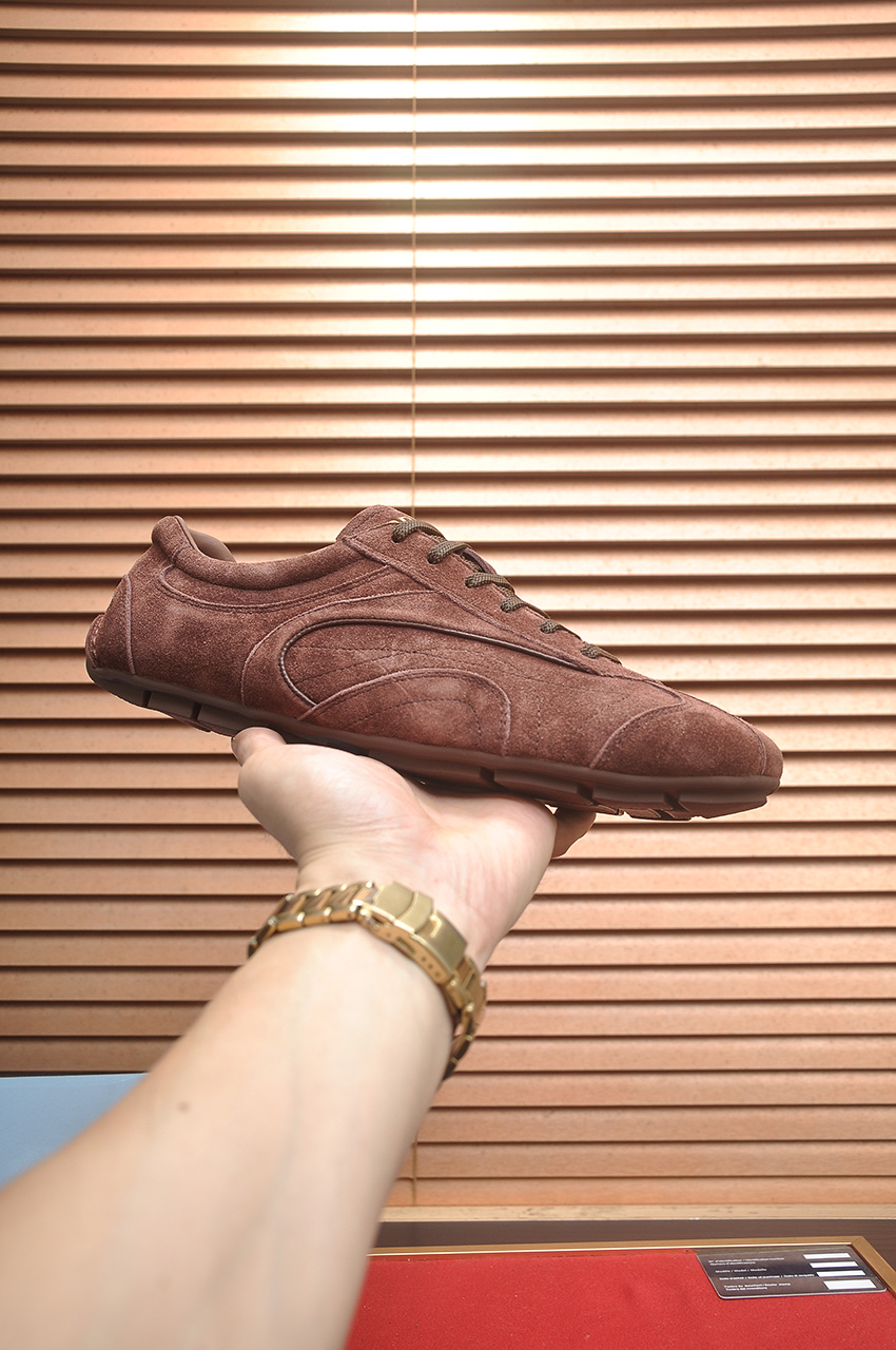 NO:358397,【PRADA】Prada couple casual shoes, original 1 to 1 developed, high-quality mercerated beef tiles with imported cowhide, silk sheepskin inner lining, rubber sole, comfortable and soft on the upper foot, sizes for women 35 to 40. Male 38 to 24, prada, prada, cowhide, sheepskin19860909【PRADA】普拉达情侣休闲鞋,原版1比1开发,面料高丝光牛猄配进口牛皮,内里丝绸羊皮,大底橡胶,上脚舒适柔软,码数女35至40.男38至24,,prada,prada,cowhide,sheepskin,Men's shoes