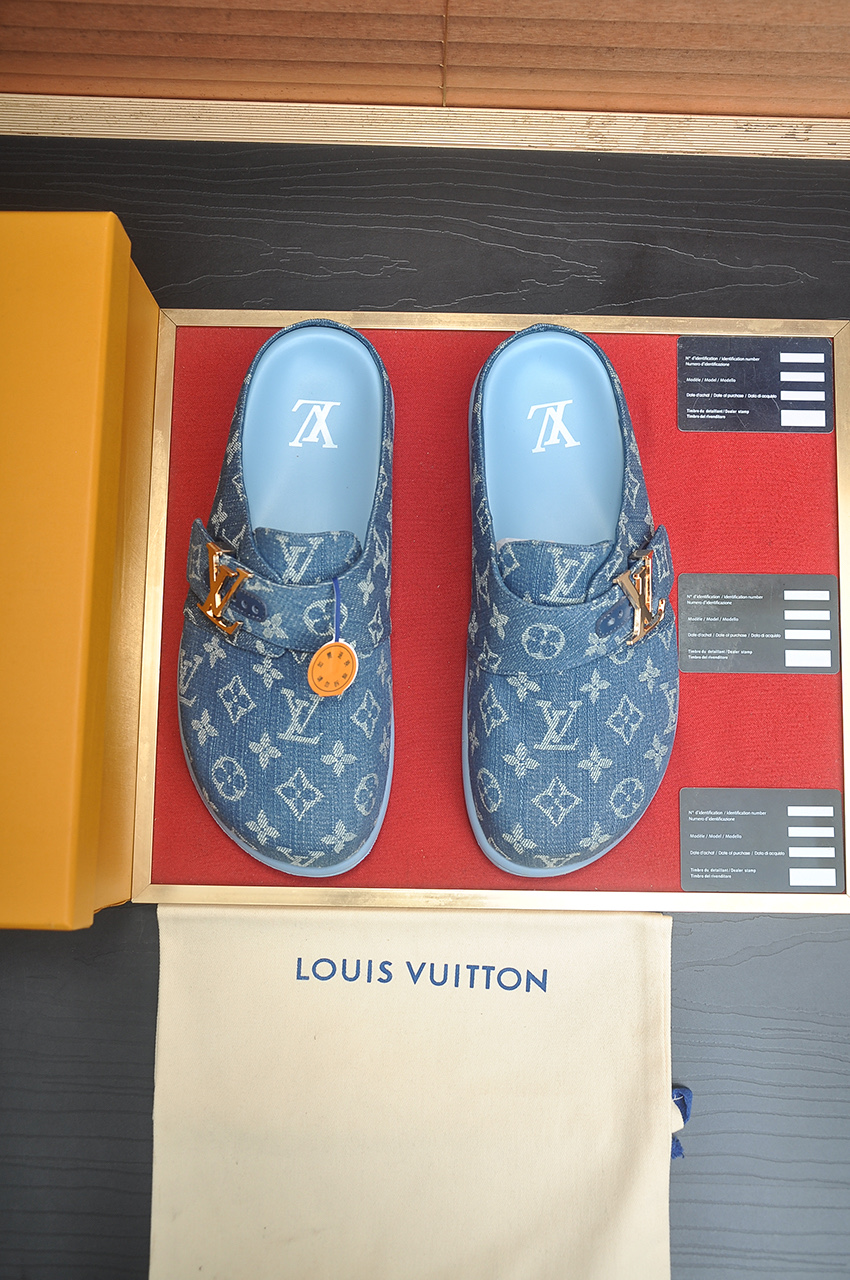 NO:354262,【LOUIS VUITTON) (Cowhide inner lining) new LV Louis Vuitton * - Top version LV classic semi-torque trendy shoes!  Use imported original cow back-velvet cowhide leather, with the inner layer of comfortable cowhide leather inner layer!  Original wear-resistant rubber outsole!  High-quality quality!  38-45 (45 custom made), louis vuitton,louis vuitton,louis vuitton,louis vuitton,cowhide19860909【LOUIS VUITTON）（牛皮内里)新款LV路易威登 *——顶级版本 LV经典半拖潮鞋！选用进口原版牛反绒牛皮,内里头层舒适牛皮内里！原版耐磨橡胶大底！高品质精品！码数38-45(45定做),,louis vuitton,louis vuitton,louis vuitton,cowhide,Men's shoes