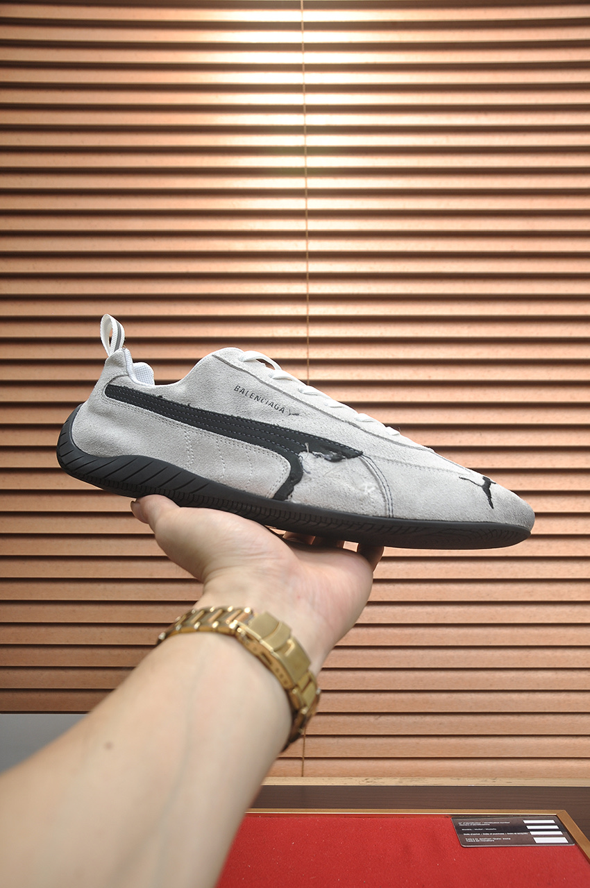 NO:621436,[Balenciaga] Puma and Balenciaga joint tire couple models have the same original version. No leather. Made of nylon and mesh. Wear effect. Rubber pattern sole. Brand logo. The toe edge is popular in the luxury field with its special appearance. Under the leadership of design director Demna Gvasalia, there are many eye-catching works, from Triple S, Tra series, to X-Pander and The joint series, this time releases eye-catching shoes, bringing the latest 'Defender' size 35-45.45 customized, balenciaga, fendi19860909【巴黎世家】彪马和巴黎世家联名轮胎情侣款原版一致 不含皮革 尼龙和网布材质 磨损效果 橡胶花纹鞋底 品牌标识 鞋头边缘凭藉特殊外型风靡奢华领域的 ,在设计总监 Demna Gvasalia的职掌下,不乏吸睛作品,从 Triple S、Tra 系列,到 X-Pander以及 联名系列,今番再发布引人注目的鞋履,带来最新款「Defender」码数35-45.45定做,,balenciaga,fendi,Men's shoes