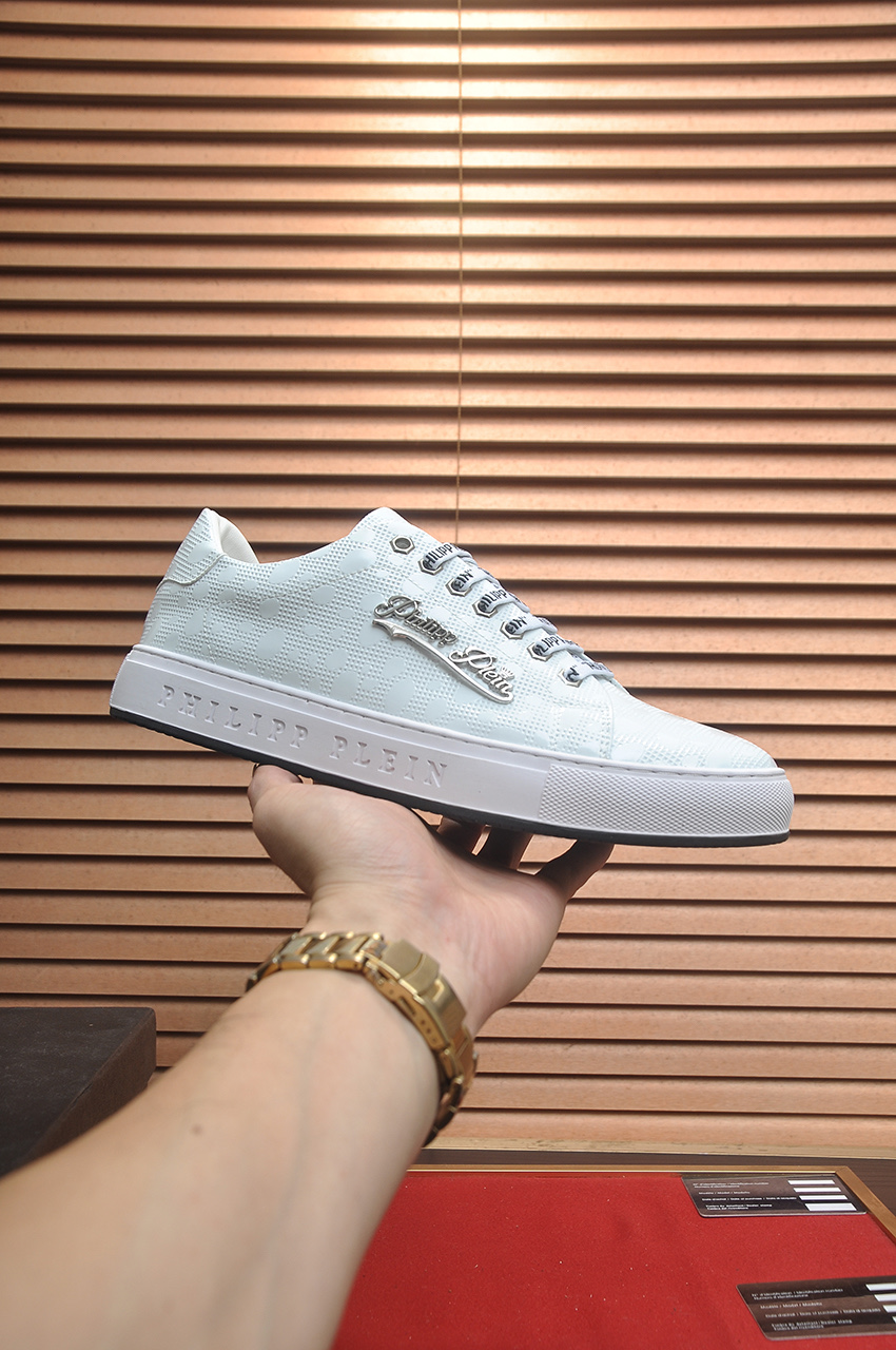 NO:604512,[PHILIPP PIEIN] (Full sheepskin lining) (Philip PLEIN) The latest original model from the official website, original first-grain calfskin fabric, original hardware reel, sheepskin lining [strong] fine workmanship, perfect last shape, code number: 38 to 45 (custom-made 45 is non-returnable),,PHILIPP PLEIN,cowhide,sheepskin19860909【PHILIPP PIEIN】（全羊皮内里）（菲利普普萊茵）官网最新款原版开模,面料原版头层粒面小牛皮,原版五金轱辘头,裡料羊皮内里[强]做工精细,完美楦型,码数:38到45(45定做不退换),,PHILIPP PLEIN,cowhide,sheepskin,Men's shoes