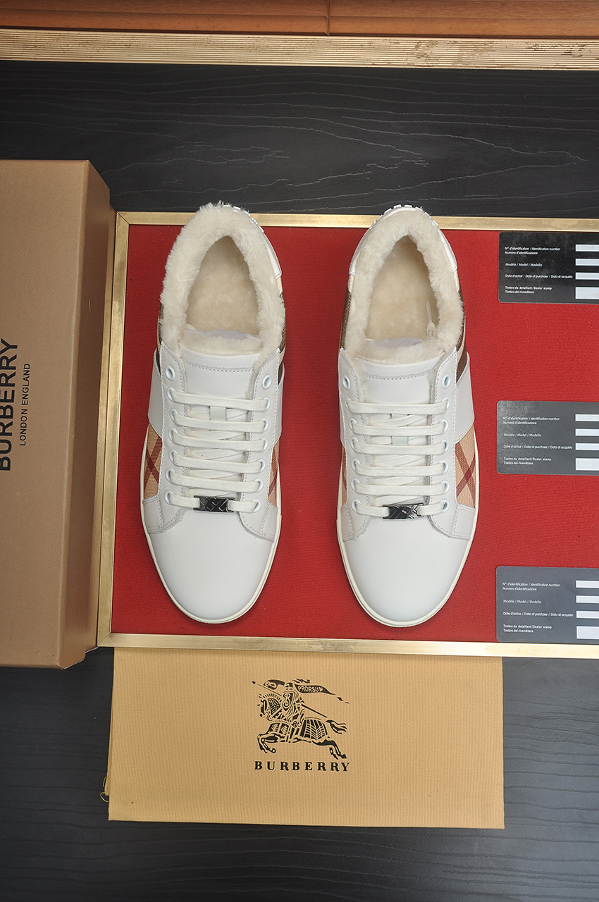 NO:605026,[Burberry] (wool lining) classic low-top sneakers | Imported cowhide with classic plaid fabric | Wool lining | Original outsole | Fine workmanship and comfortable to wear Size38-44 (45 custom-made),,burberry,burberry,sneakers,cowhide19860909【burberry巴宝莉】（羊毛内里）经典低帮运动鞋｜进口牛皮搭配经典格纹布料｜羊毛内里｜原版大底｜做工精细穿着舒适 Size38-44（45定做）,,burberry,burberry,sneakers,cowhide,Men's shoes