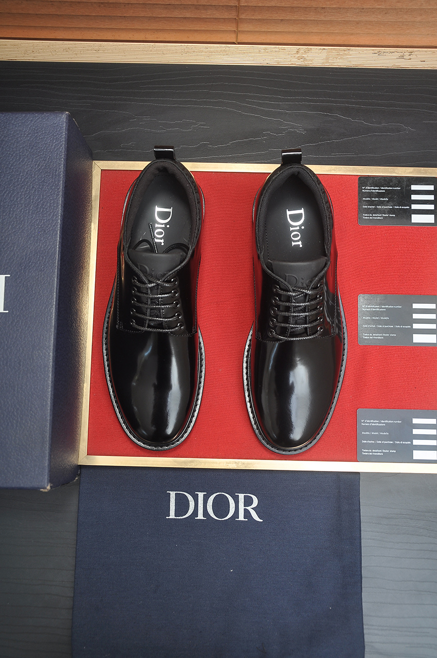NO:605006,[Dior] (water-dyed cowhide lining) Dior original 1:1 high quality, imported original material, imported version of original cowhide, water-dyed cowhide lining, original TPU outsole, code number: 39-44 (customized at 38.45),, dior, dior, cowhide19860909【Dior】（水染牛皮内里）迪奥原版1:1高品质,进口原版料,进口版原牛皮,水染牛皮内里,原版TPU大底,码数:39-44（38.45定做）,,dior,dior,cowhide,Men's shoes