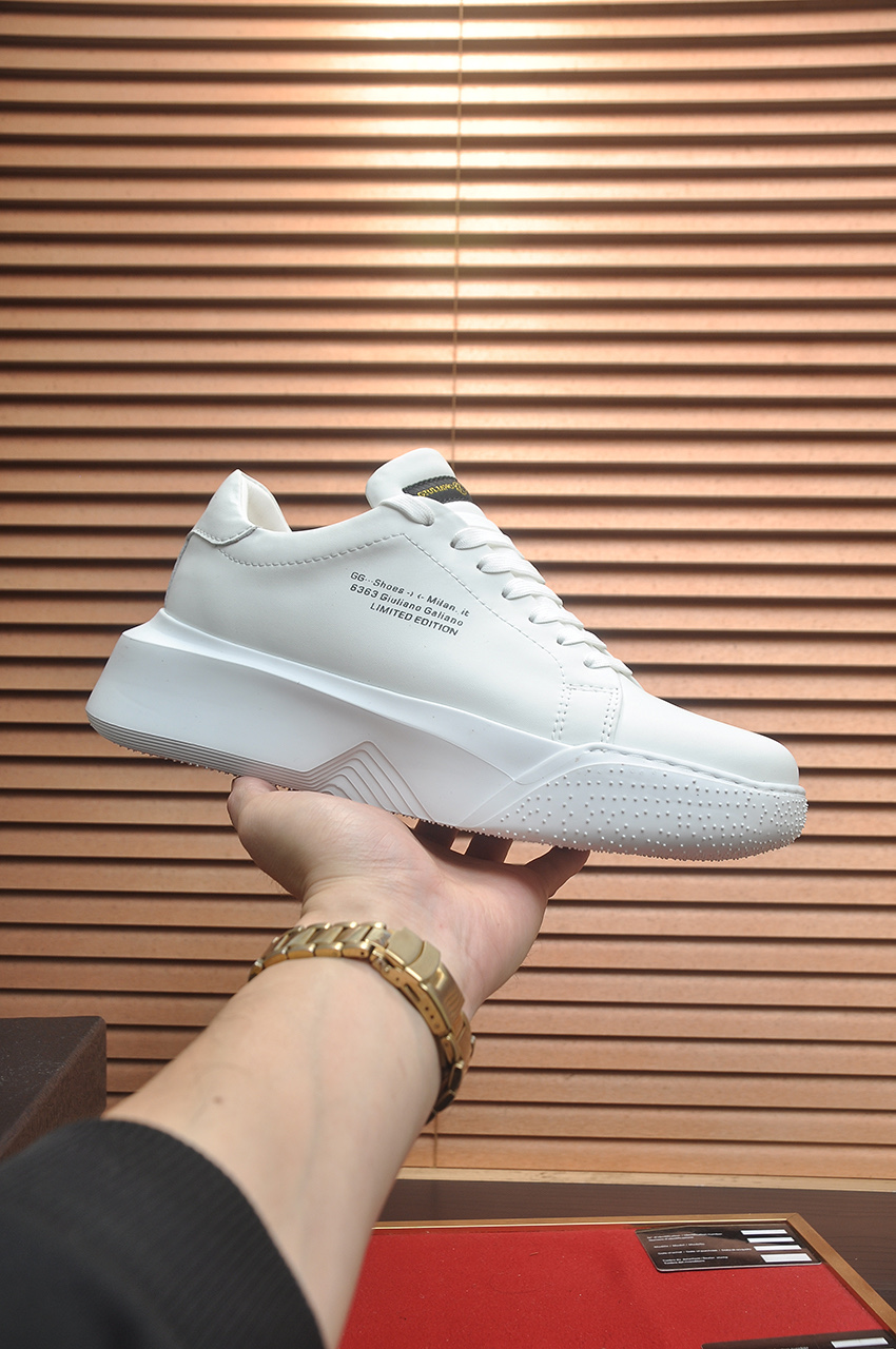 NO:639889,[Giuliano Galiano] Italian high street fashion brand official website latest original model opening, fabric original first-grain calfskin, original imported lining cowhide lining [strong] fine workmanship, perfect last shape, code number: 39 to 45 (custom-made 45 is non-refundable),,cowhide19860909【Giuliano Galiano】意大利的高街时尚品牌官网最新款原版开模,面料原版头层粒面小牛皮,原版进口裡料牛皮内里[强]做工精细,完美楦型,码数:39到45(45定做不退换),,cowhide,Men's shoes