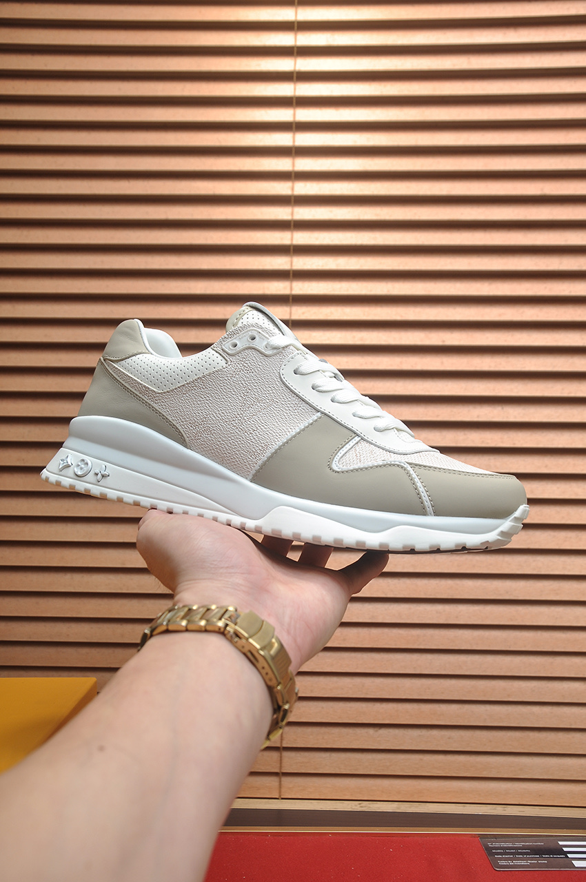 NO:690354,[LOUIS VUITTON] (original order) new LV Louis Vuitton * - top version of LV classic trendy shoes!  Made of imported original cowhide, water-dyed cowhide lining, and original wear-resistant rubber outsole!  High quality products!  Code number 38-45 (45 customized),,louis vuitton,louis vuitton,louis vuitton,cowhide19860909【LOUIS VUITTON）（原单）新款LV路易威登 *——顶级版本 LV经典潮鞋！选用进口原版牛皮 水染牛皮内里.原版耐磨橡胶大底！高品质精品！码数38-45(45定做),,louis vuitton,louis vuitton,louis vuitton,cowhide,Men's shoes