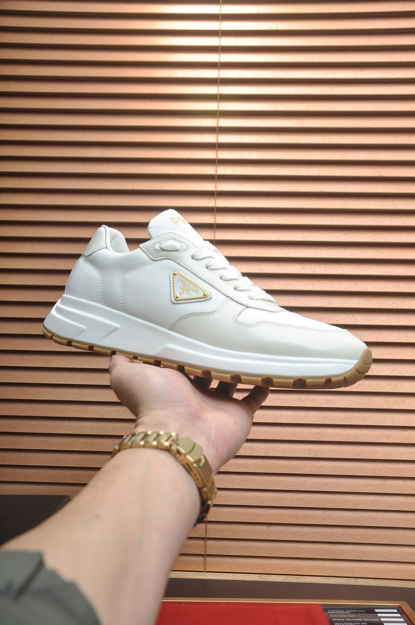 NO:704579,[Prada PRADA] Top-quality original products, new seasonal styles, high-quality original products, top-grade high-mercerized cowhide with original breathable fabric + imported glue, imported stretch fabric inside with original cowhide feet, original thick outsole!  Quality guaranteed!  Code 38-45 (45 customized),, prada, prada, cowhide19860909【普拉达PRADA】顶级原单,当季新款,高品质原单牛货,顶级高丝光牛皮拼原版透气布料+进口滴胶,内里进口弹力布配原版牛皮垫脚,原厂厚大底！品质保证！码38-45(45定做),,prada,prada,cowhide,Men's shoes