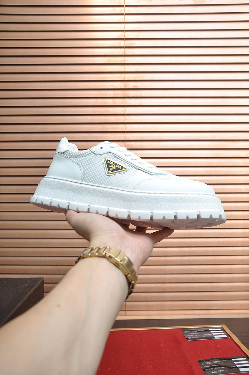 NO:955555,[Prada] Top original products, new seasonal styles, high-quality original products, top imported calfskin and original imported glue, imported cowhide lining with original cowhide feet, original outsole!  Quality guaranteed!  Code 38-45 (45 customized),, prada, prada, cowhide19860909【普拉达PRADA】顶级原单,当季新款,高品质原单牛货,顶级进口小牛皮拼原版进口滴胶,内里进口牛皮配原版牛皮垫脚,原厂大底！品质保证！码38-45(45定做),,prada,prada,cowhide,Men's shoes