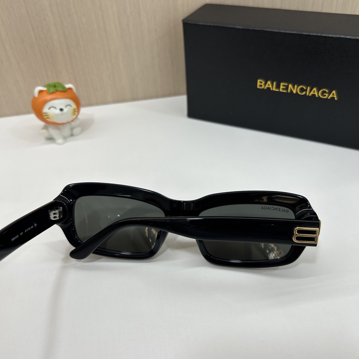 🌹BALENCIAG*巴黎世*💥💥型号：BB0432S💥💥尺寸：57-18-140💥💥时尚百搭💥💥 
