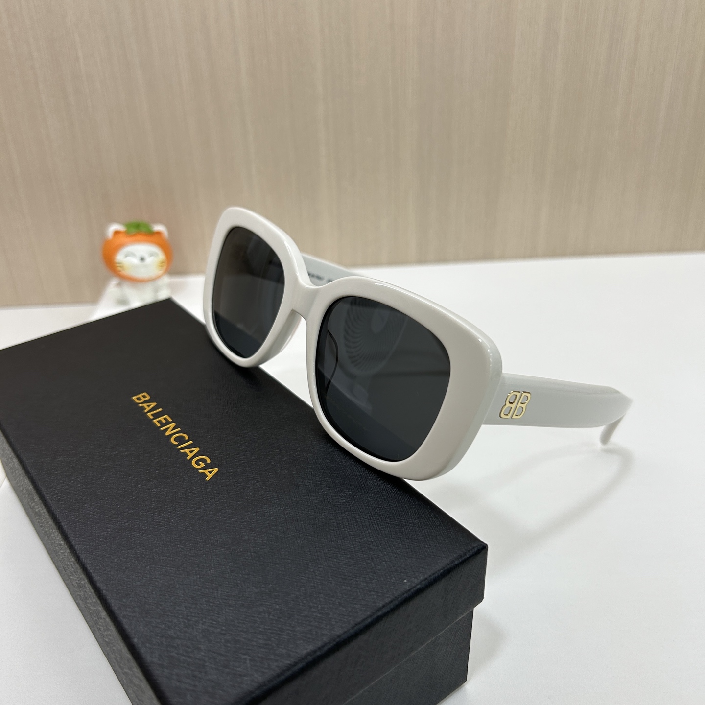 🌹BALENCIAG*巴黎世*💥💥型号：BB0295SK💥💥尺寸：54-20-145💥💥时尚百搭💥💥 