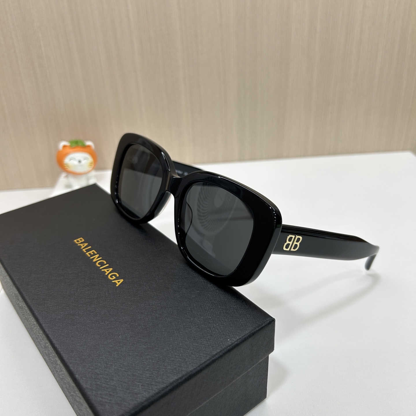 🌹BALENCIAG*巴黎世*💥💥型号：BB0295SK💥💥尺寸：54-20-145💥💥时尚百搭💥💥 