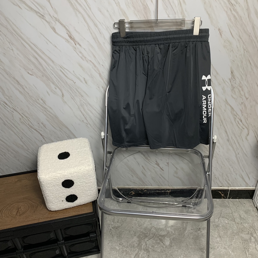 2024s Under Armour Summer Leisure Pants in Milk Silk Fabric - 图片 4