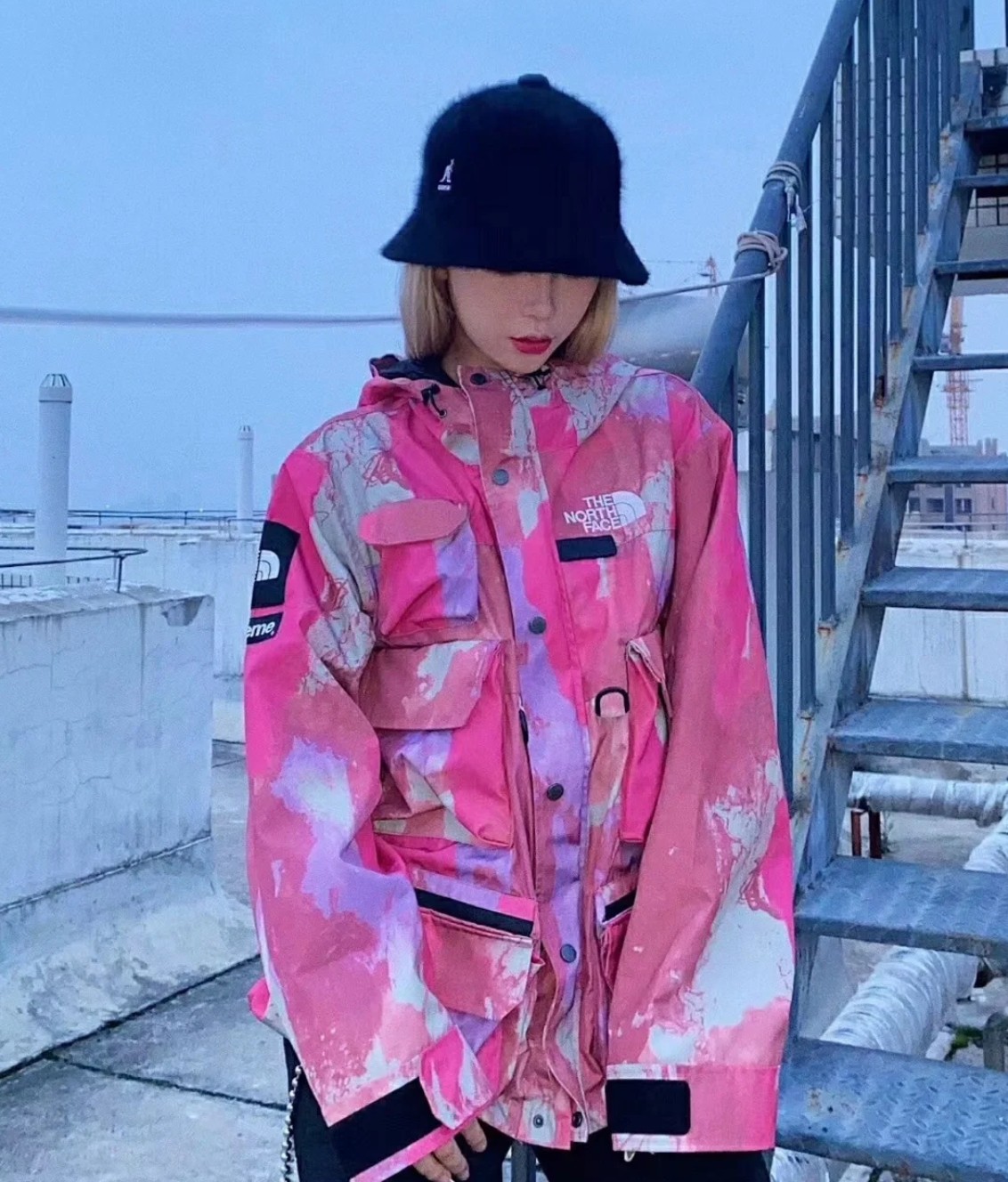 Special Benefit: North Series Waterproof Cargo Jacket with Supreme Details - 图片 6